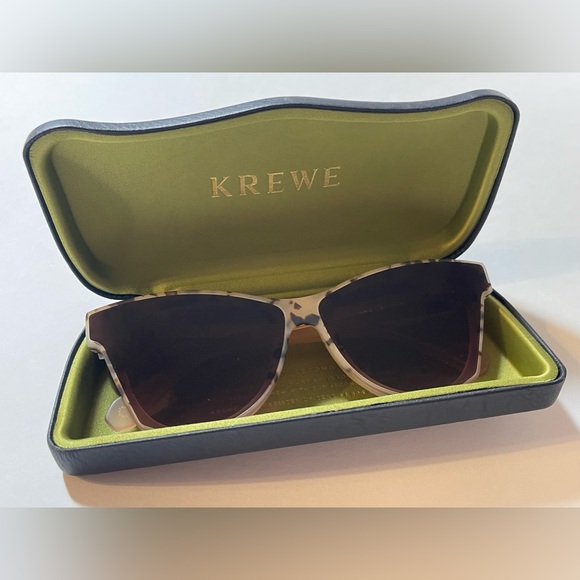 KREWE Accessories Nwt Krewe Aubry Matte Oyster To Petal Womens Sunglasses Poshmark